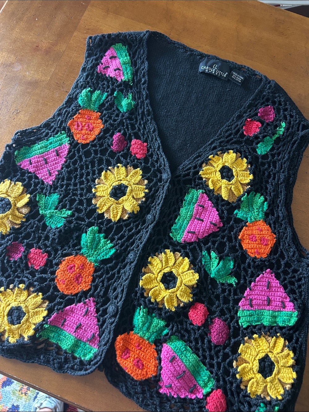 Vintage Carol Little Sport Black crochet Vest w/ flowers & fruit all over front - Picture 5 of 10